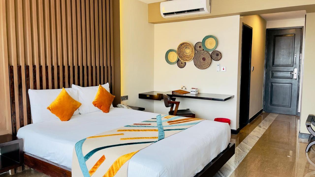 Kabira Country Club Otel Kampala Dış mekan fotoğraf
