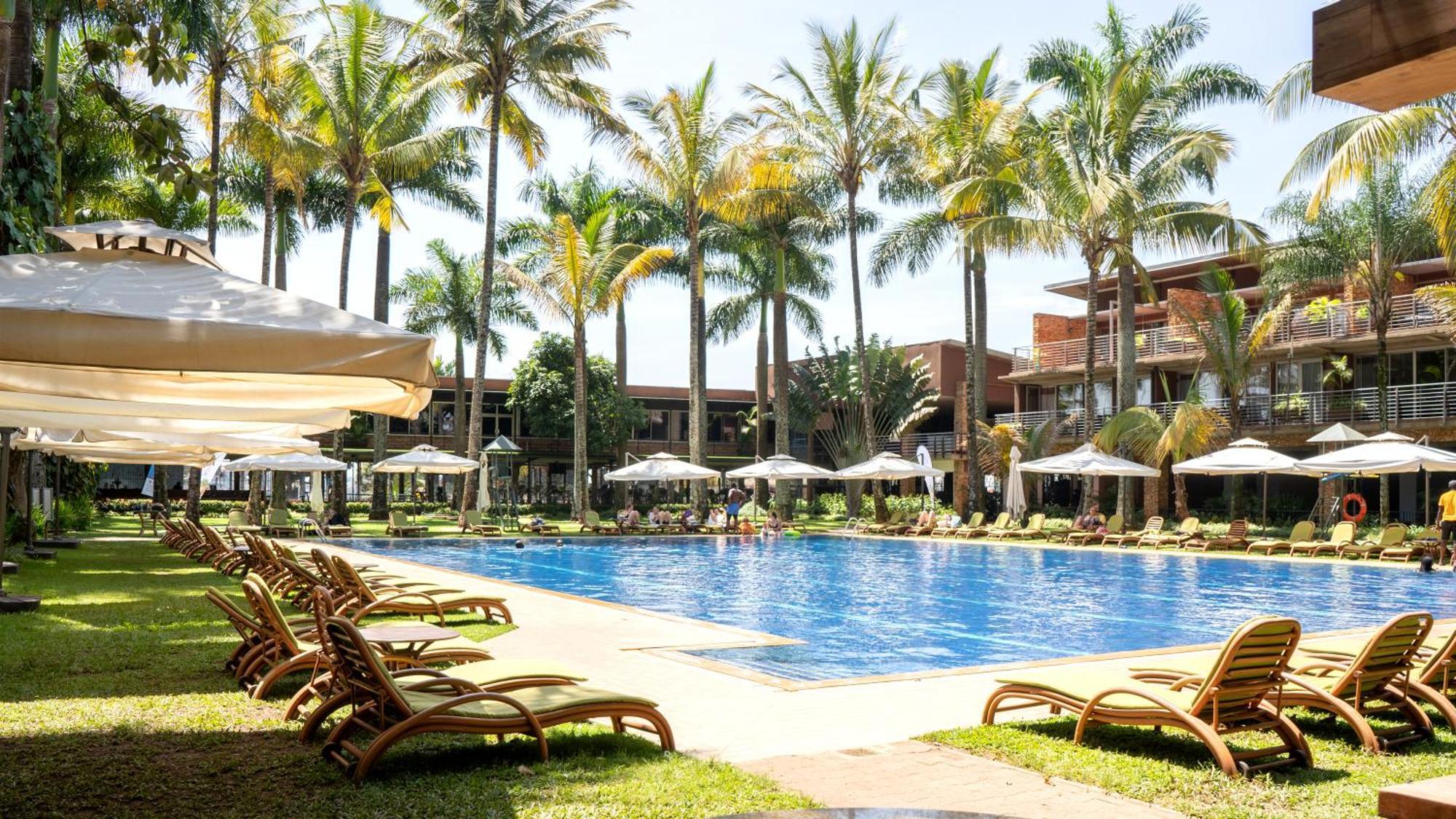 Kabira Country Club Otel Kampala Dış mekan fotoğraf