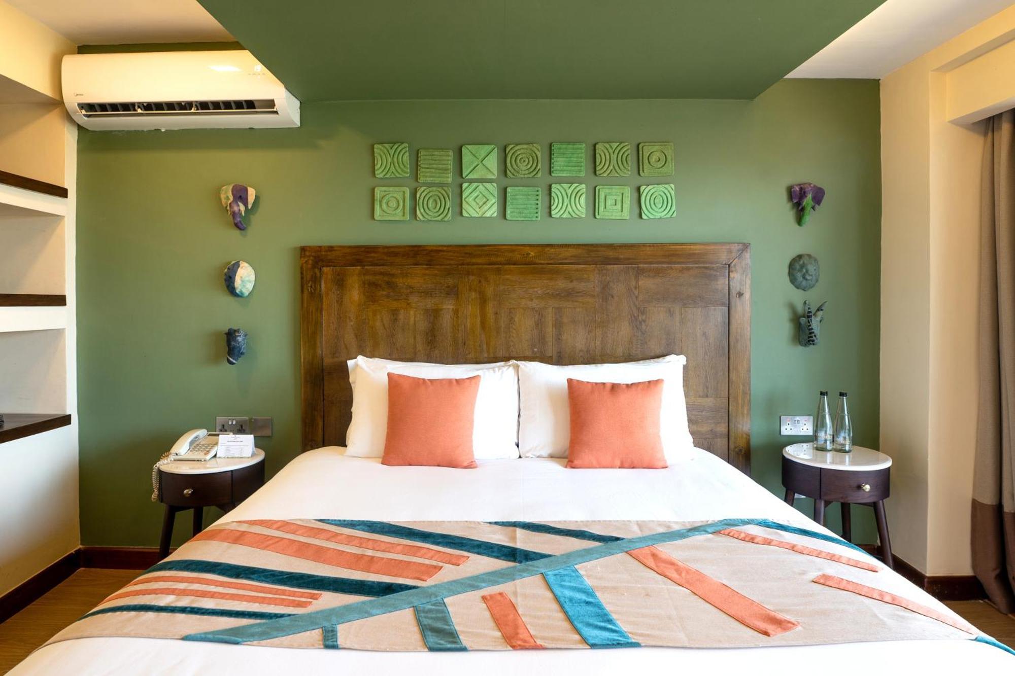Kabira Country Club Otel Kampala Dış mekan fotoğraf